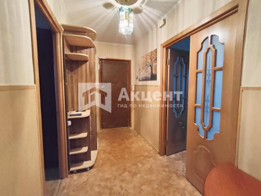 Продам трехкомнатную (3-комн.) квартиру, 3-я Чайковского ул, 6А, Иваново г