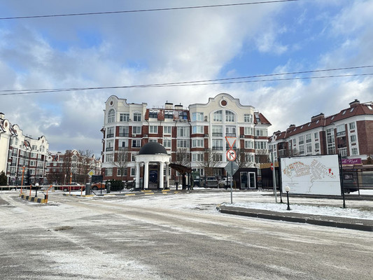 Сдам трехкомнатную (3-комн.) квартиру, Парковая ул, 4, Суханово д