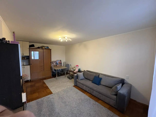 Продам двухкомнатную (2-комн.) квартиру, Симферопольская ул, 18, Краснодар г