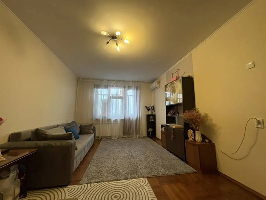 Продам двухкомнатную (2-комн.) квартиру, Симферопольская ул, 18, Краснодар г