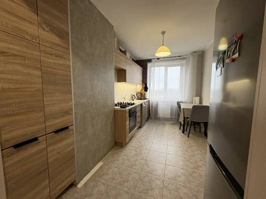 Продам двухкомнатную (2-комн.) квартиру, Симферопольская ул, 18, Краснодар г