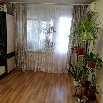 Продам двухкомнатную (2-комн.) квартиру, Вятская ул, 114, Ростов-на-Дону г