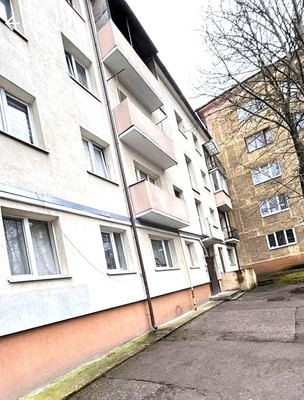 Продам двухкомнатную (2-комн.) квартиру, Калинина пр-кт, 61, Калининград г