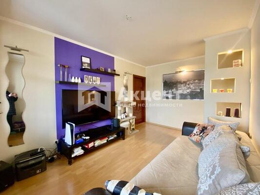 Продам трехкомнатную (3-комн.) квартиру, Мира ул, 69К3, Кохма г