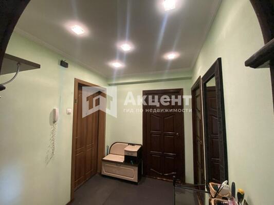 Продам трехкомнатную (3-комн.) квартиру, Мира ул, 69К3, Кохма г