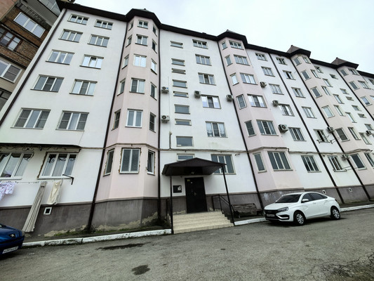 Продам двухкомнатную (2-комн.) квартиру, Ошнокова ул, 17кА, Нарткала г