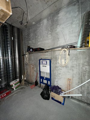 Продам трехкомнатную (3-комн.) квартиру, Ашурова ул, 22, Нальчик г