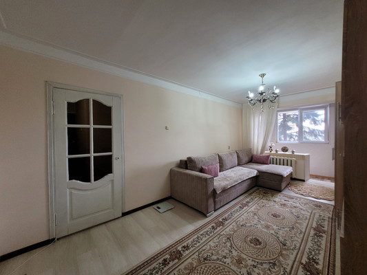 Продам двухкомнатную (2-комн.) квартиру, Угнич ул, 9, Баксан г