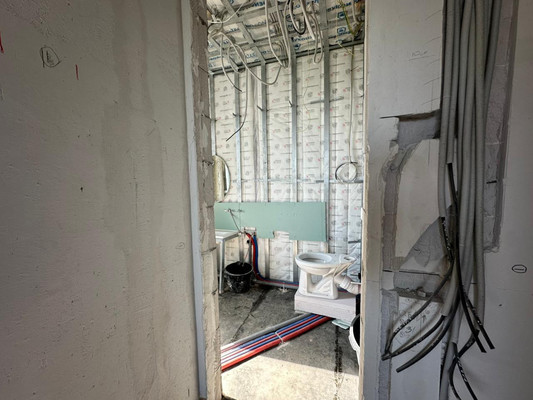 Продам трехкомнатную (3-комн.) квартиру, Зорге ул, 9к2, Москва г