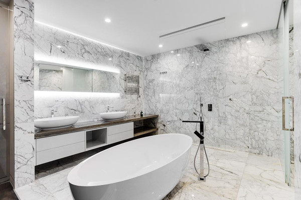 Продам трехкомнатную (3-комн.) квартиру, 1-й Красногвардейский проезд, 21к2, Москва г