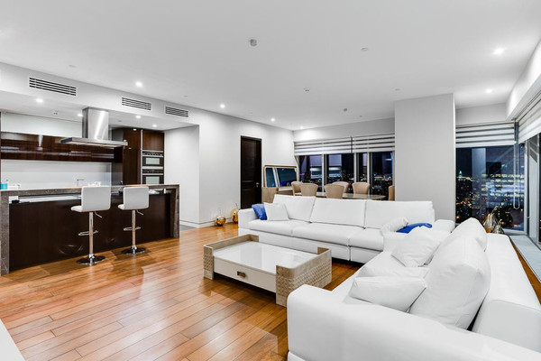 Продам трехкомнатную (3-комн.) квартиру, 1-й Красногвардейский проезд, 21к2, Москва г