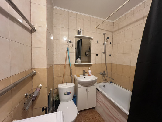 Продам однокомнатную (1-комн.) квартиру, Маяк ул, 28, Икша рп