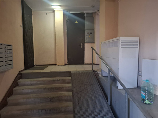 Продам трехкомнатную (3-комн.) квартиру, Бригадирский пер, 3-5, Москва г