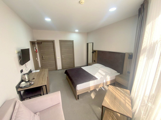 Продам однокомнатную (1-комн.) квартиру, Тургенева ул, 252, Анапа г