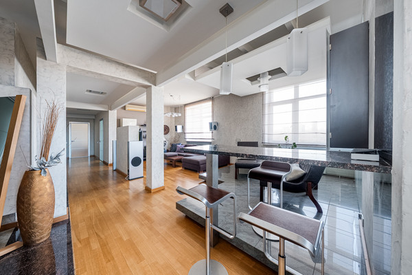 Продам трехкомнатную (3-комн.) квартиру, Авиационная ул, 79ка, Москва г