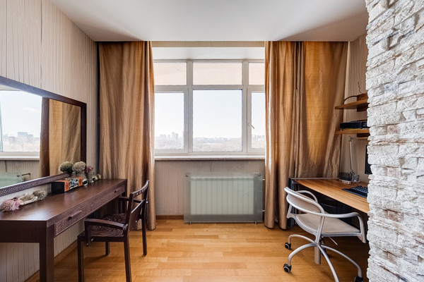 Продам трехкомнатную (3-комн.) квартиру, Авиационная ул, 79ка, Москва г