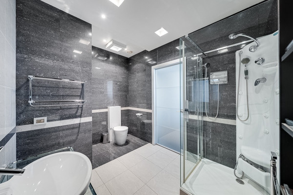 Продам трехкомнатную (3-комн.) квартиру, Авиационная ул, 79ка, Москва г