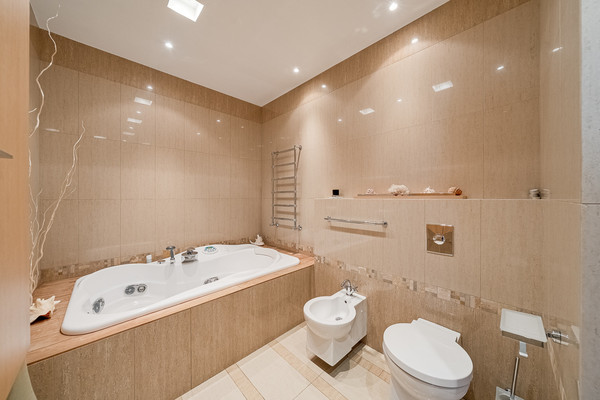 Продам трехкомнатную (3-комн.) квартиру, Авиационная ул, 79ка, Москва г