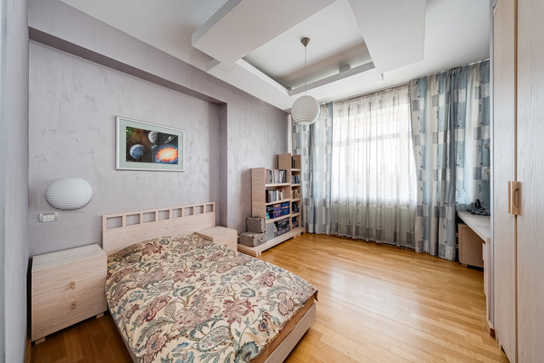 Продам трехкомнатную (3-комн.) квартиру, Авиационная ул, 79ка, Москва г