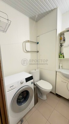 Продам однокомнатную (1-комн.) квартиру, Рождественская ул, 33, Москва г