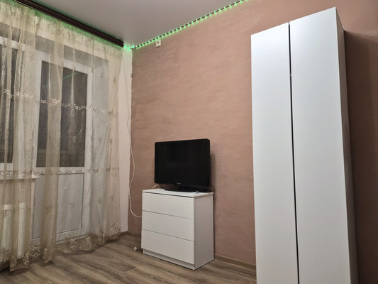 Продам однокомнатную (1-комн.) квартиру, Красина ул, 53, Цемдолина с