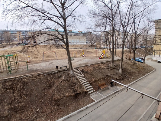 Продам трехкомнатную (3-комн.) квартиру, Советская ул, 4, Дунай п