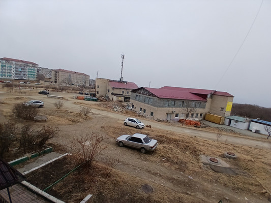 Продам трехкомнатную (3-комн.) квартиру, Советская ул, 4, Дунай п