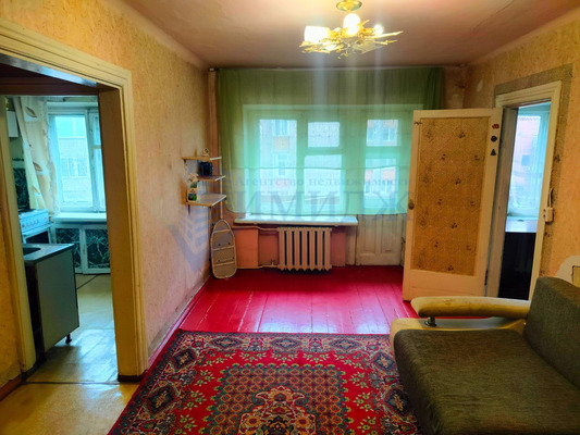 Продам двухкомнатную (2-комн.) квартиру, Сурикова ул, 36, Красноярск г