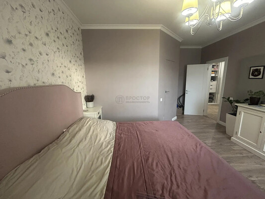 Продам трехкомнатную (3-комн.) квартиру, Юности ул, 9, Люберцы г