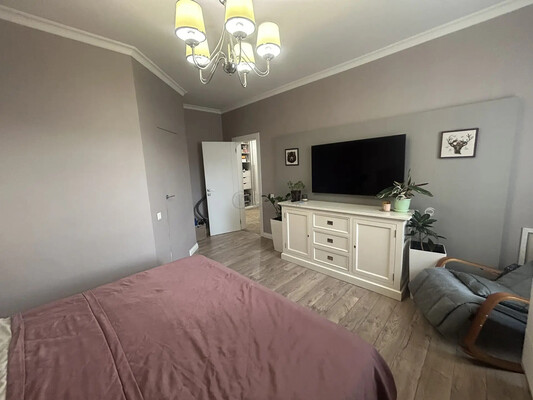 Продам трехкомнатную (3-комн.) квартиру, Юности ул, 9, Люберцы г