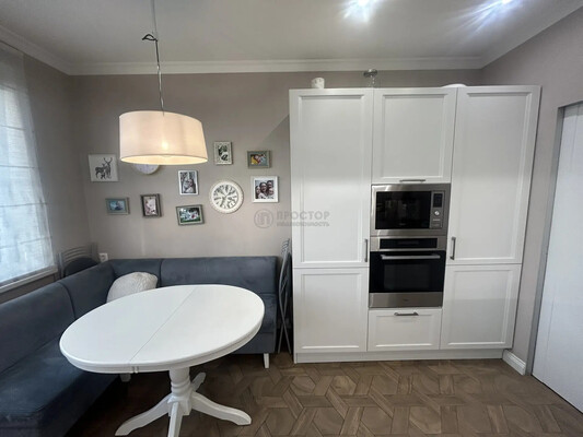 Продам трехкомнатную (3-комн.) квартиру, Юности ул, 9, Люберцы г