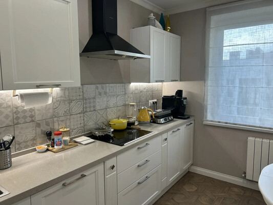 Продам трехкомнатную (3-комн.) квартиру, Юности ул, 9, Люберцы г