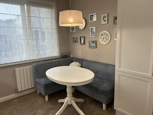 Продам трехкомнатную (3-комн.) квартиру, Юности ул, 9, Люберцы г