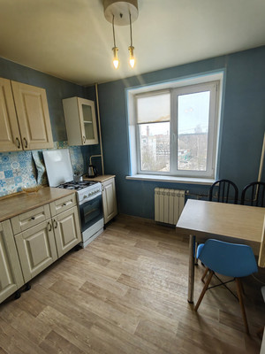 Сдам двухкомнатную (2-комн.) квартиру, Западная ул, 44, Ям с