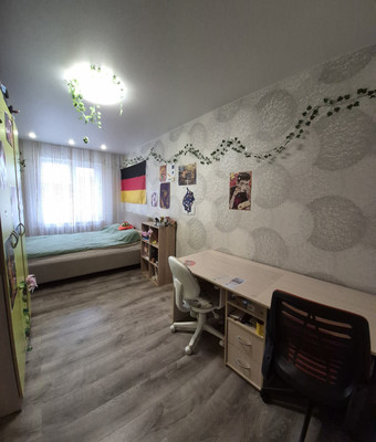 Продам трехкомнатную (3-комн.) квартиру, Авиационный проезд, 13, Пушкино г