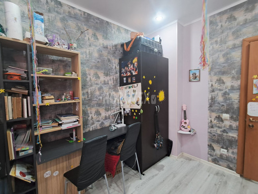 Продам однокомнатную (1-комн.) квартиру, Ярославского ул, 132р, Горячий Ключ г