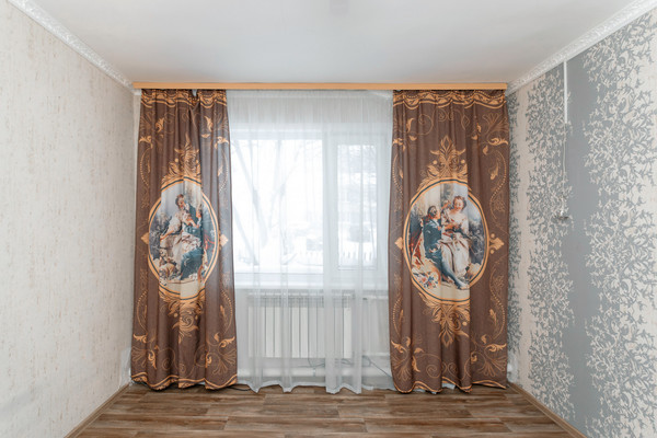 Продам двухкомнатную (2-комн.) квартиру, Мира ул, 127кА, Ханты-Мансийск г