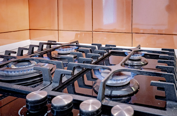 Продам трехкомнатную (3-комн.) квартиру, Стачек пр-кт, 212А, Санкт-Петербург г