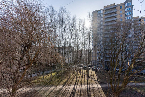 Продам трехкомнатную (3-комн.) квартиру, Стачек пр-кт, 212А, Санкт-Петербург г