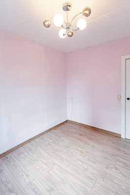 Продам трехкомнатную (3-комн.) квартиру, Стачек пр-кт, 212А, Санкт-Петербург г