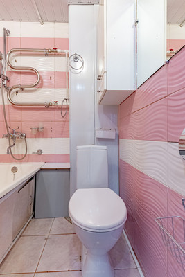 Продам трехкомнатную (3-комн.) квартиру, Стачек пр-кт, 212А, Санкт-Петербург г