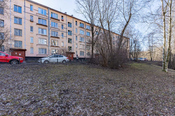 Продам трехкомнатную (3-комн.) квартиру, Стачек пр-кт, 212А, Санкт-Петербург г