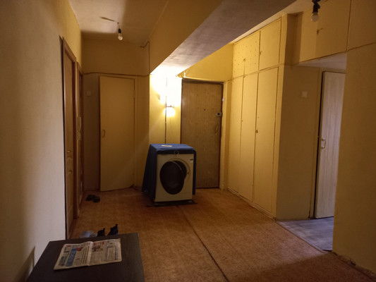 Продам комнату в 6-комн. квартире, Коммунистическая ул, 62, Сыктывкар г