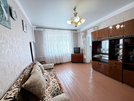 Продам двухкомнатную (2-комн.) квартиру, Авангардная ул, 155, Казань г