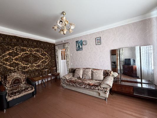 Продам двухкомнатную (2-комн.) квартиру, Авангардная ул, 155, Казань г