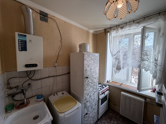 Продам двухкомнатную (2-комн.) квартиру, Авангардная ул, 155, Казань г