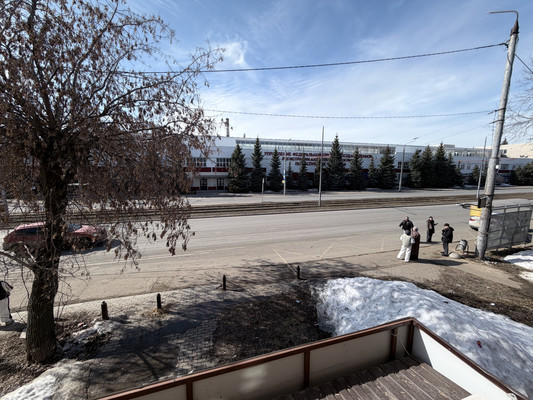 Продам двухкомнатную (2-комн.) квартиру, Авангардная ул, 155, Казань г