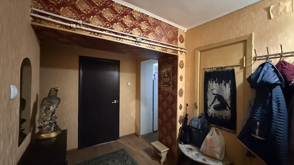 Продам двухкомнатную (2-комн.) квартиру, Баррикадная ул, 70, Симферополь г