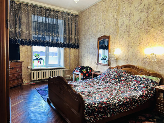 Продам двухкомнатную (2-комн.) квартиру, Садовая ул, 77, Санкт-Петербург г