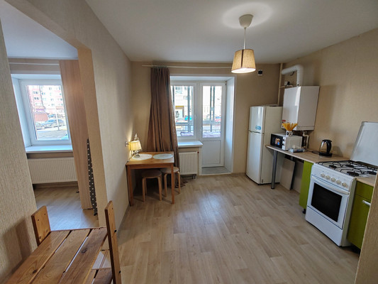 Сдам однокомнатную (1-комн.) квартиру, Озёрная ул, 14к3, Великий Новгород г